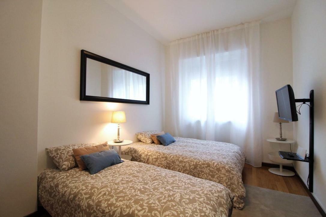 Gg Mentana Rooms Como Exterior photo